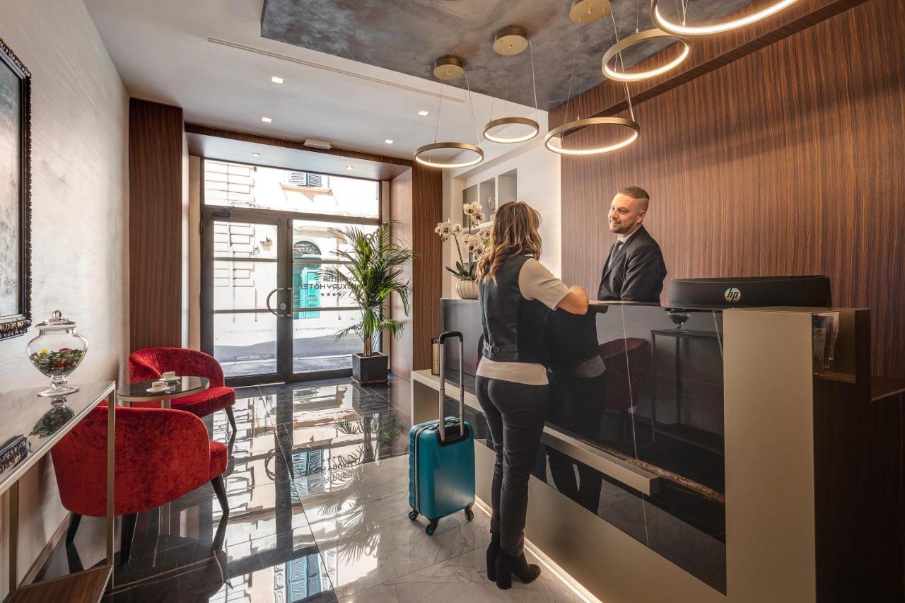 Dharma Luxury Hotel 4*