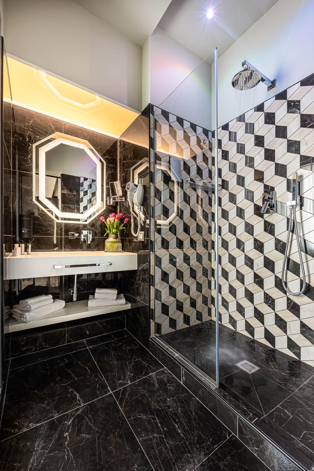 Dharma Luxury Hotel