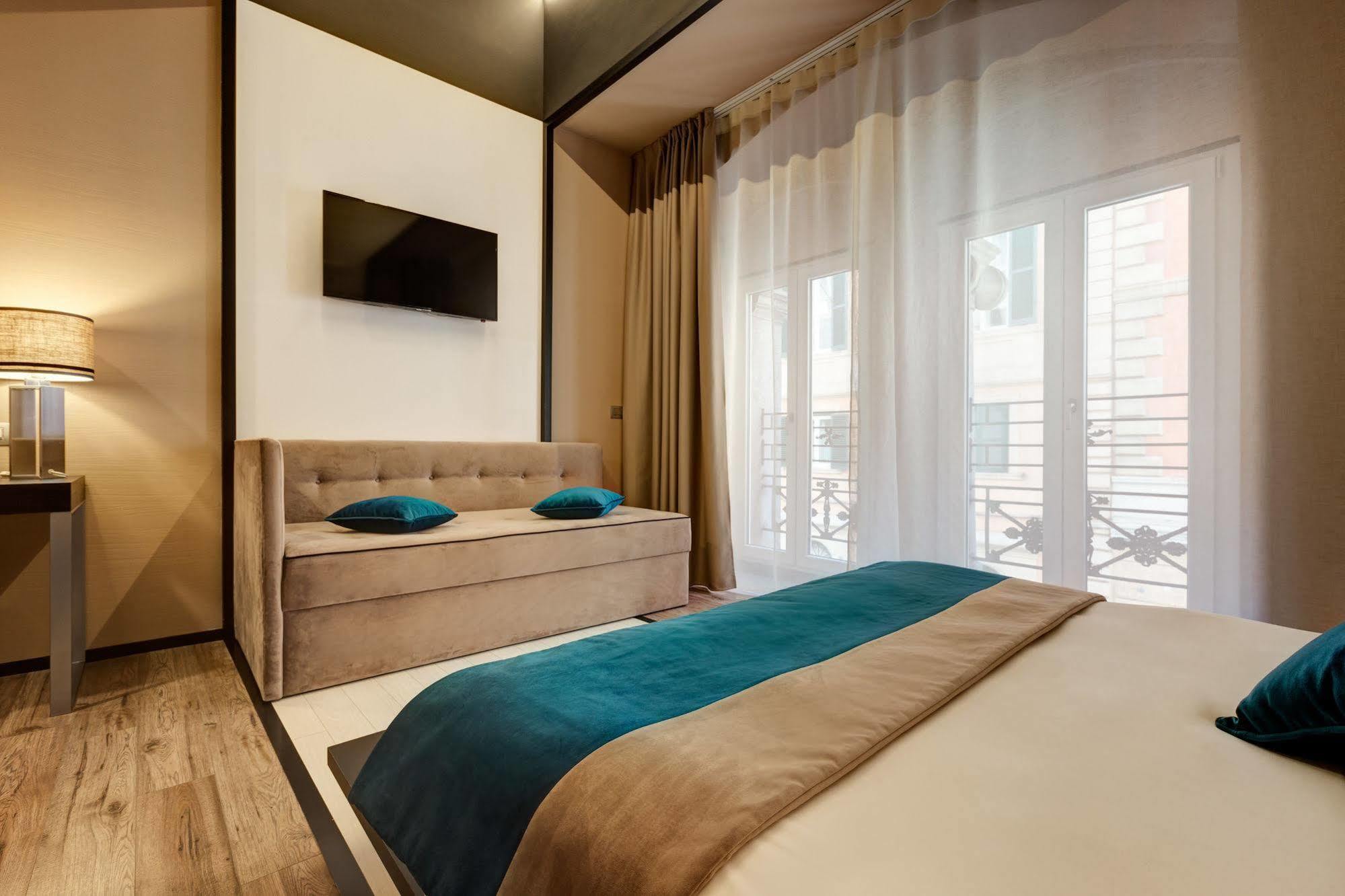 Dharma Luxury 4* Roma